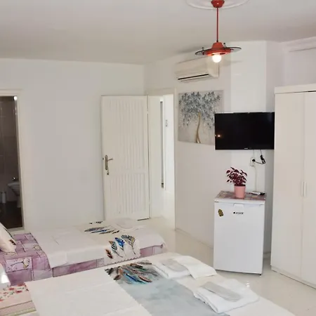 Beyaz Alacati Frühstückspension *